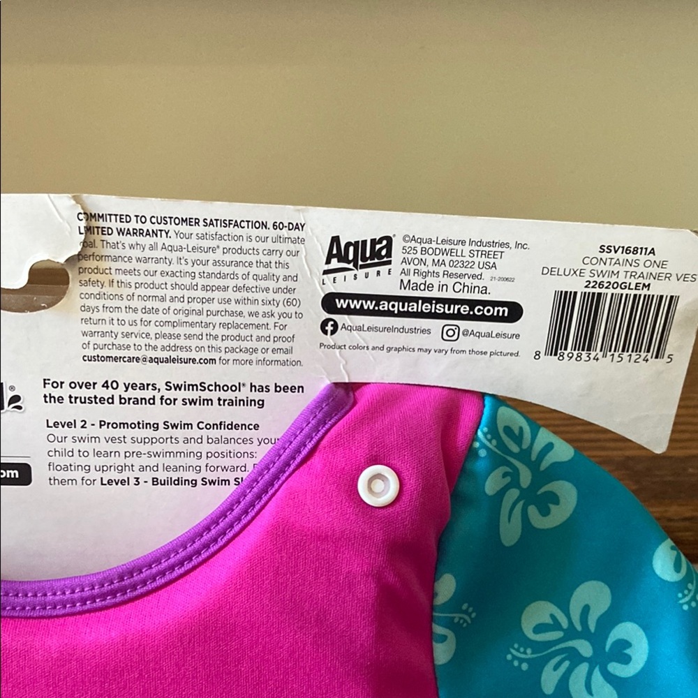 SwimSchool Deluxe Swim Trainer Vest - Picture 7 of 7